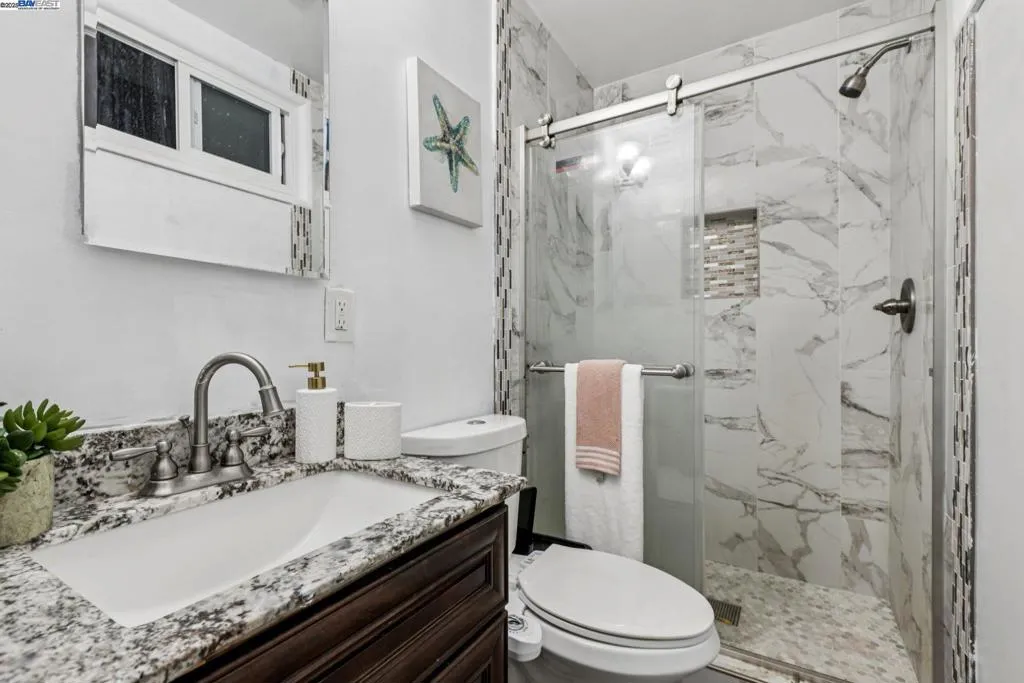 24282 Willimet Way, Hayward, California 94544 home-pic-18